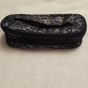 💥SOLD💥 Lug Double Decker cosmetic case